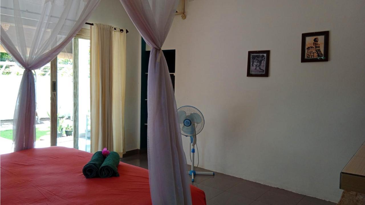 Black Sand Hostel Amed Luaran gambar