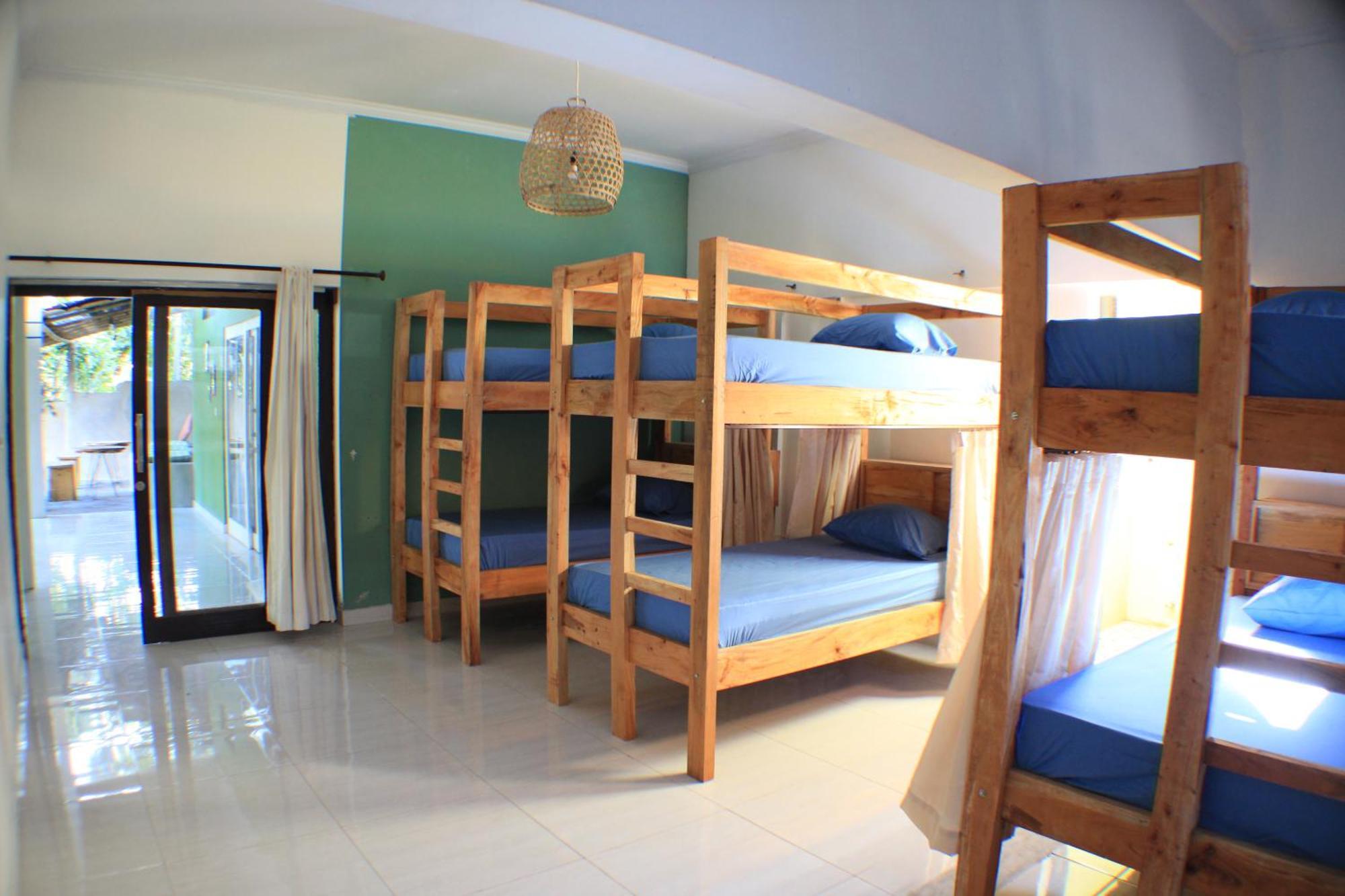 Black Sand Hostel Amed Luaran gambar