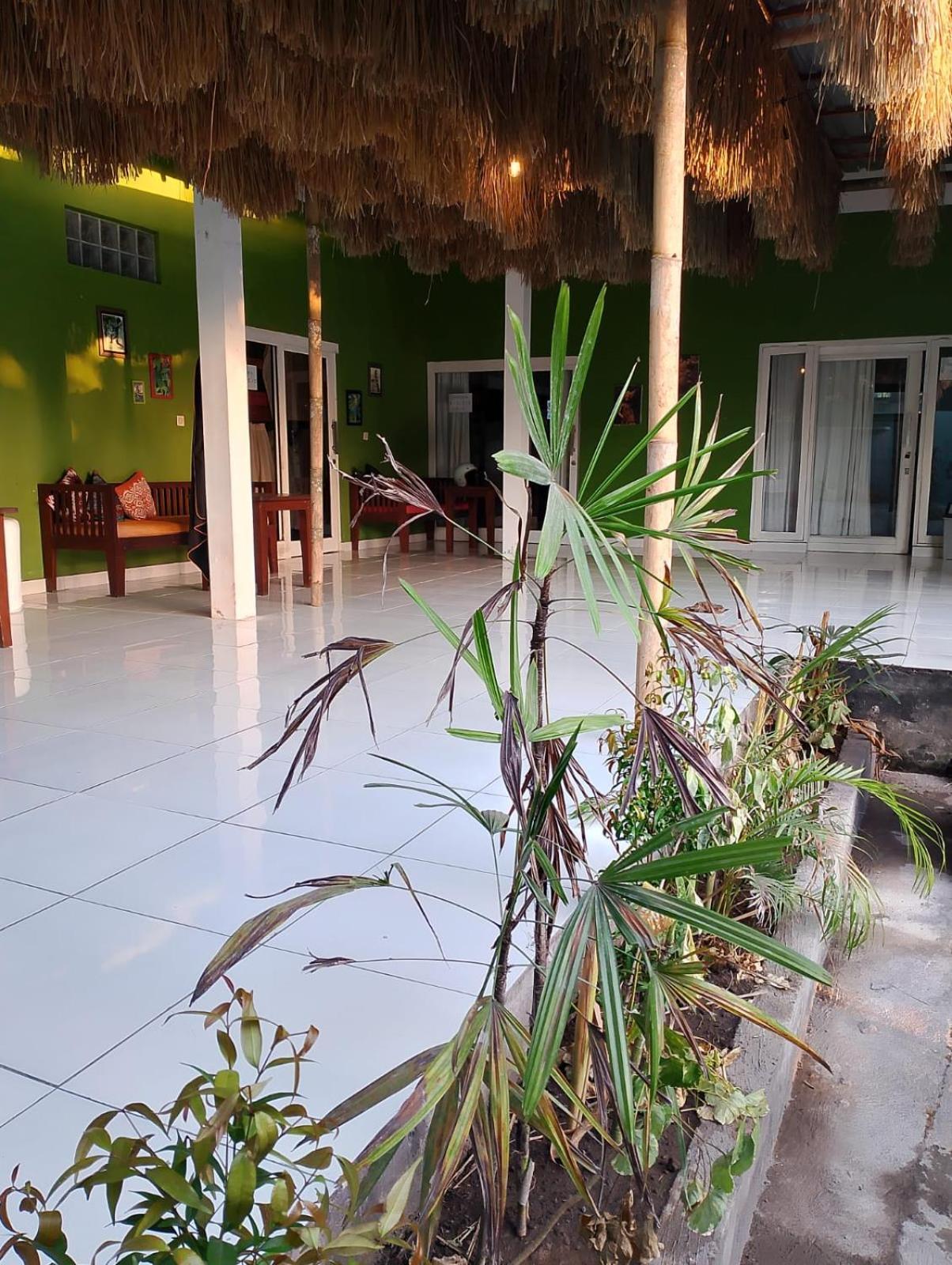 Black Sand Hostel Amed Luaran gambar
