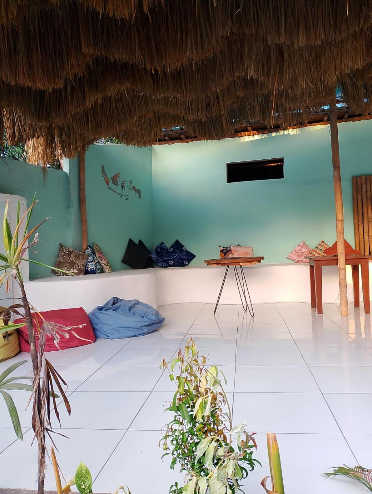 Black Sand Hostel Amed Luaran gambar