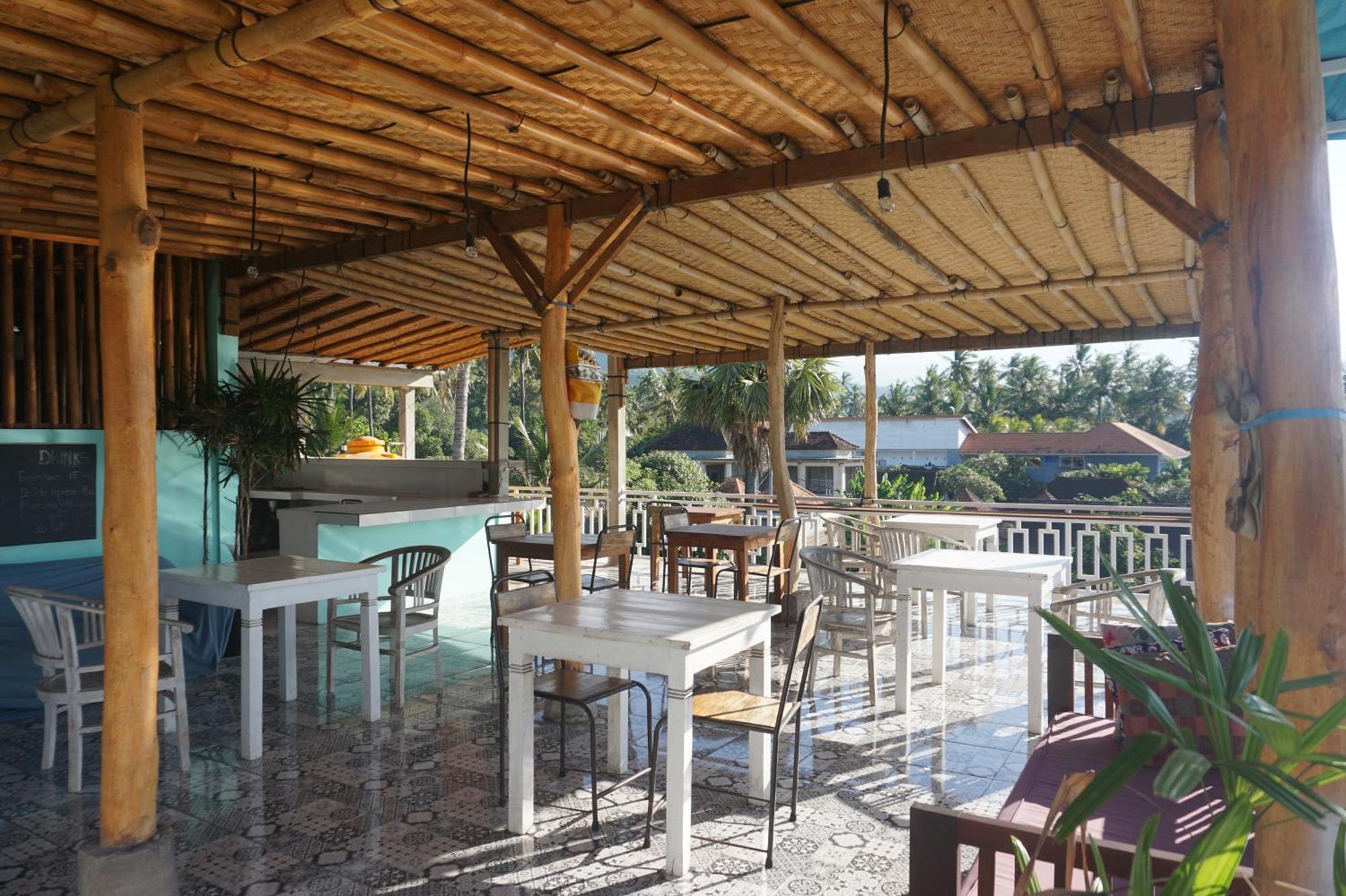 Black Sand Hostel Amed Luaran gambar