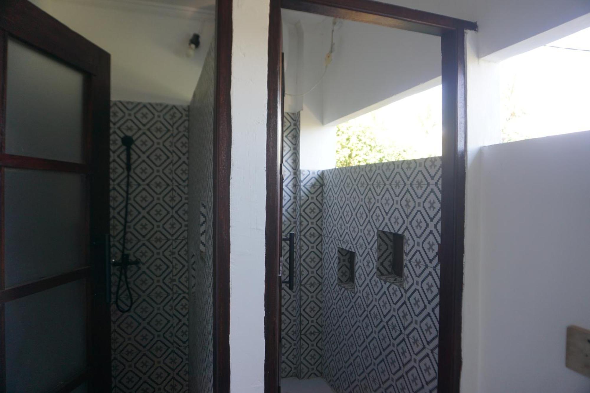 Black Sand Hostel Amed Luaran gambar