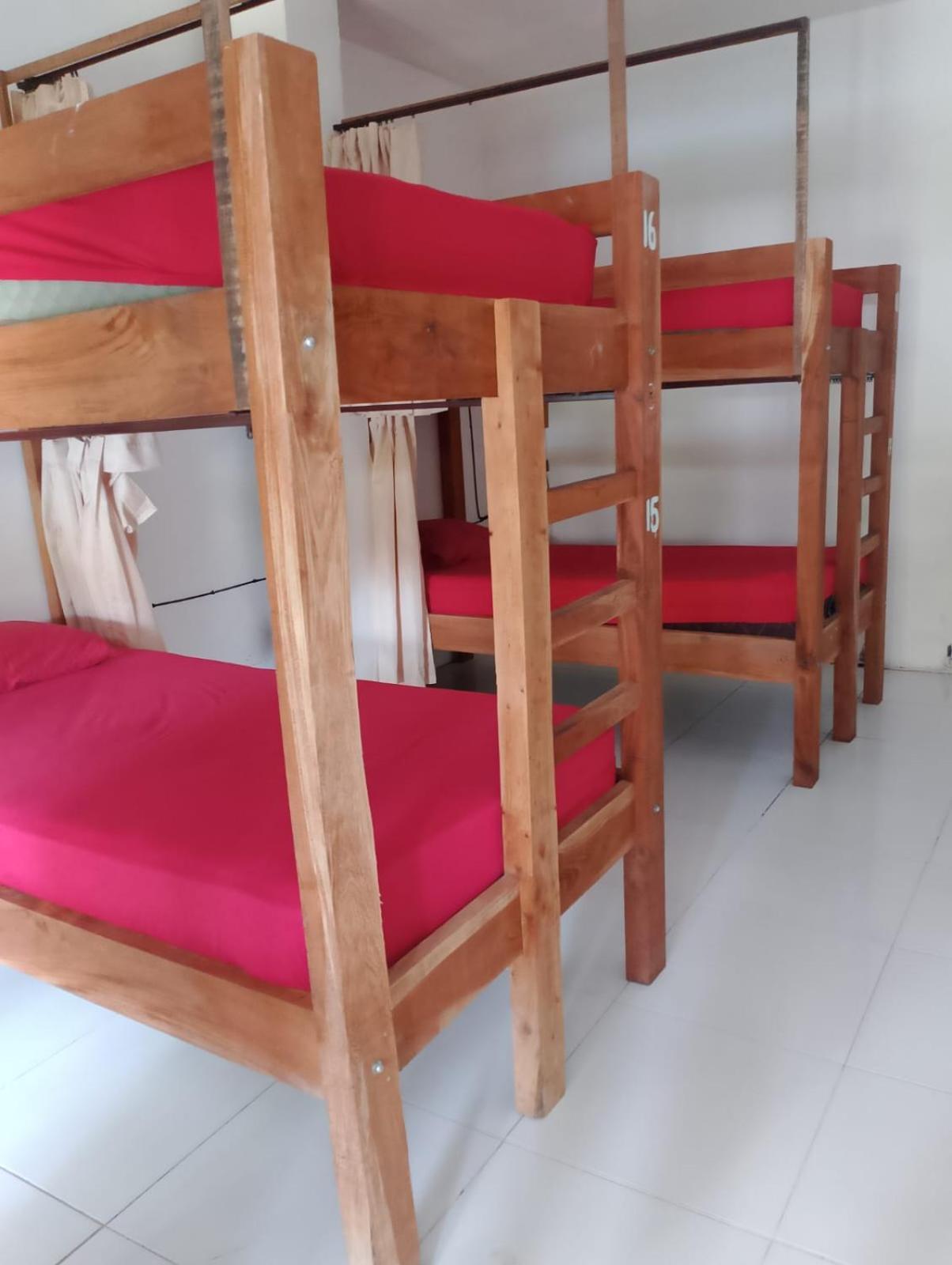 Black Sand Hostel Amed Luaran gambar
