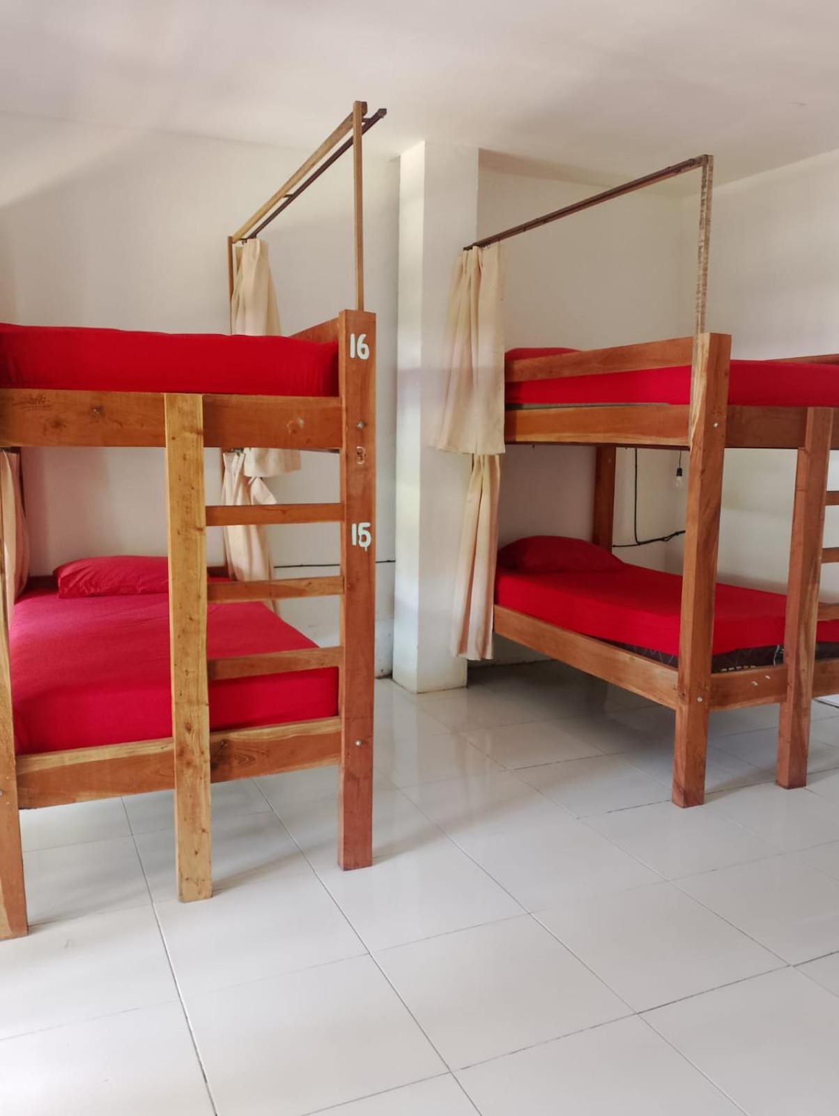 Black Sand Hostel Amed Luaran gambar