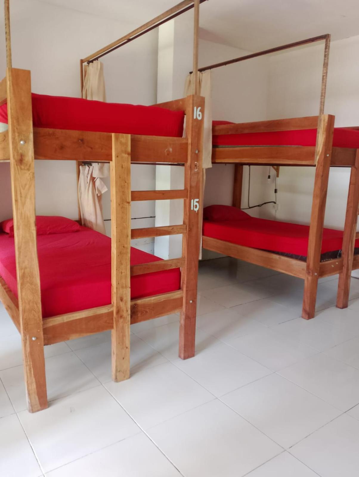 Black Sand Hostel Amed Luaran gambar